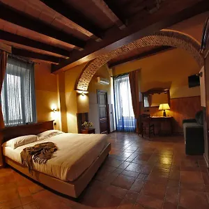 **** Hotel La Dimora Del Faro Italien